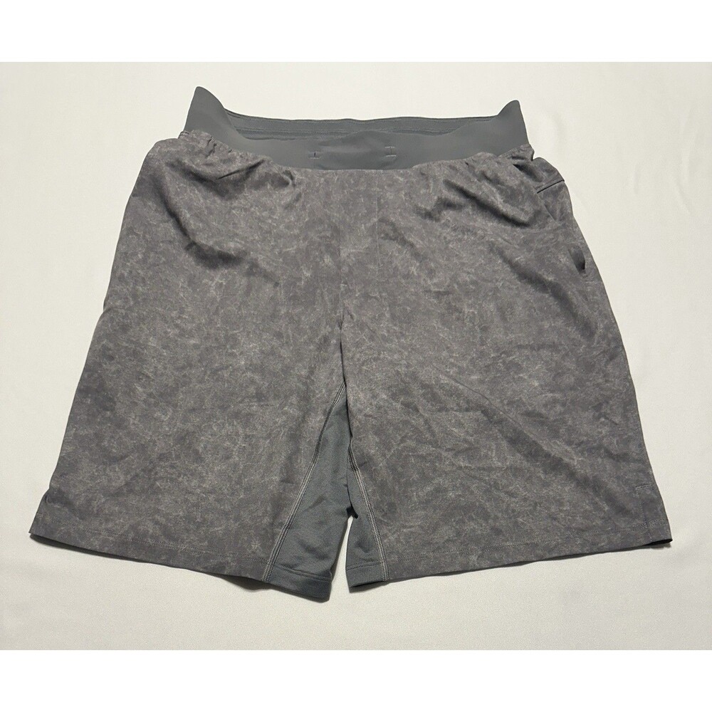 Lululemon Shorts Linerless Mens Medium Gray Gravel Dust 9" LM7ARAS Gym Training